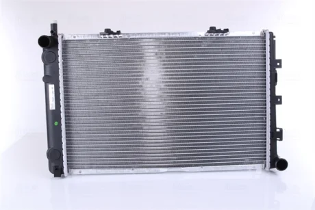 Радiатор NISSENS 62671A