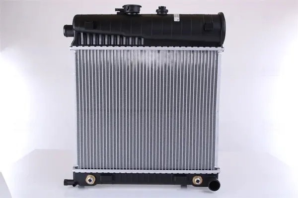Радіатор охолодження MERCEDES C-CLASS W202 (93-) (вир-во Nissens) NISSENS 62708A (фото 1)