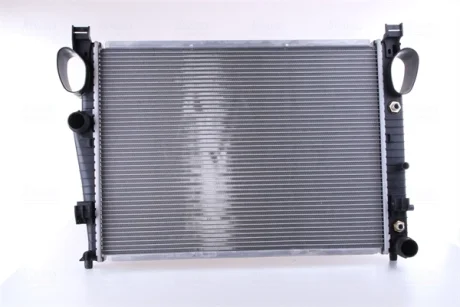 Радіатор охолодження двигуна First Fit NISSENS 62774A