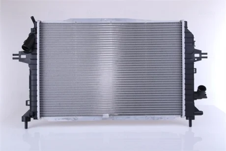 Радіатор охолоджування NISSENS 630705