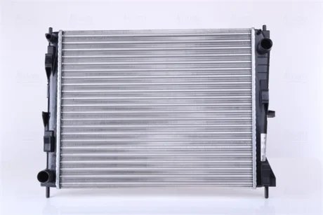 Радіатор охолодження двигуна NISSENS 637605