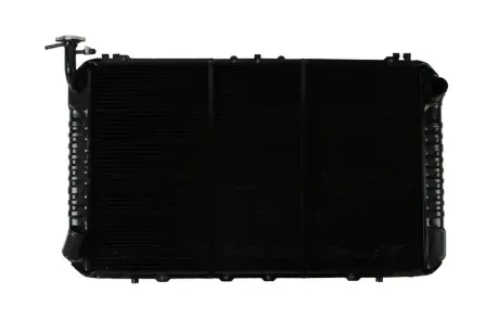 Радіатор двигуна NISSENS 67327