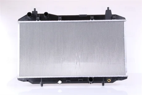 Радіатор охолоджування NISSENS 68147