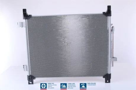 Радiатор кондицiонера NISSENS 940788