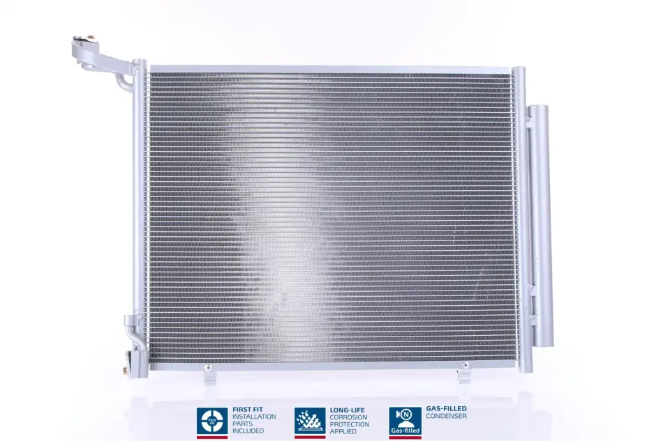 Радіатор кондиціонера First Fit NISSENS 941093 (фото 1)