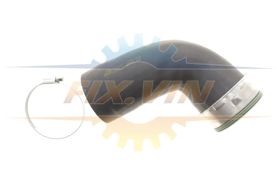 Патрубок інтеркулера BMW 3 (E90-E92) 3.0D 05-13 M57 NRF 166391 (фото 1)