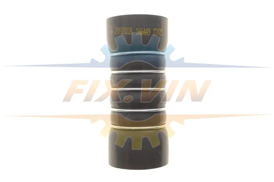 Патрубок інтеркулера Fiat Fiesta 1.4-1.6 TDCi 01- NRF 166449 (фото 1)