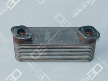 Радіатор масляний, MB OM441/OM441A/OM441LA/OM442 OE Germany 011820442000
