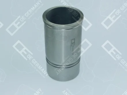Гильза без уплотнений (BF4/BF6M1013) OE Germany 040110101300