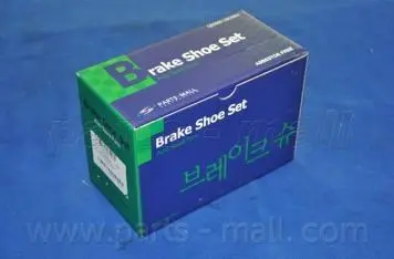 Комплект тормозных колодок PARTS-MALL PLB-018