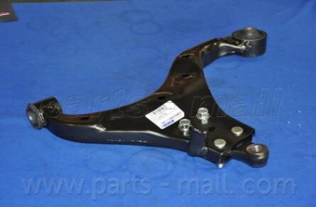 Рычаг подвески PARTS-MALL PXCAA-021LR