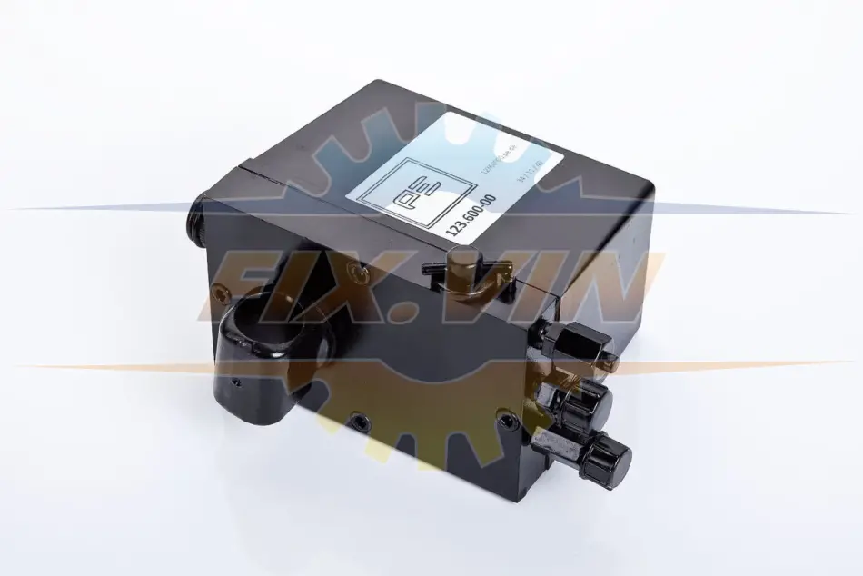 Помпа підйому кабіни PE AUTOMOTIVE 12360000A (фото 1)