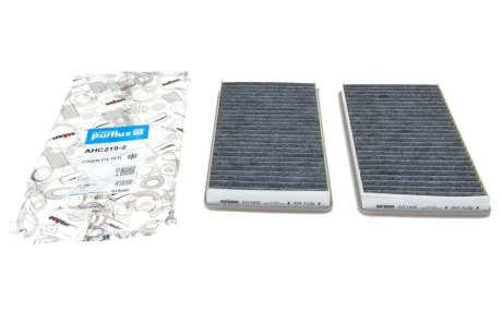 Фільтр салону BMW 5 (E60) 3.0D 01- PURFLUX AHC219-2