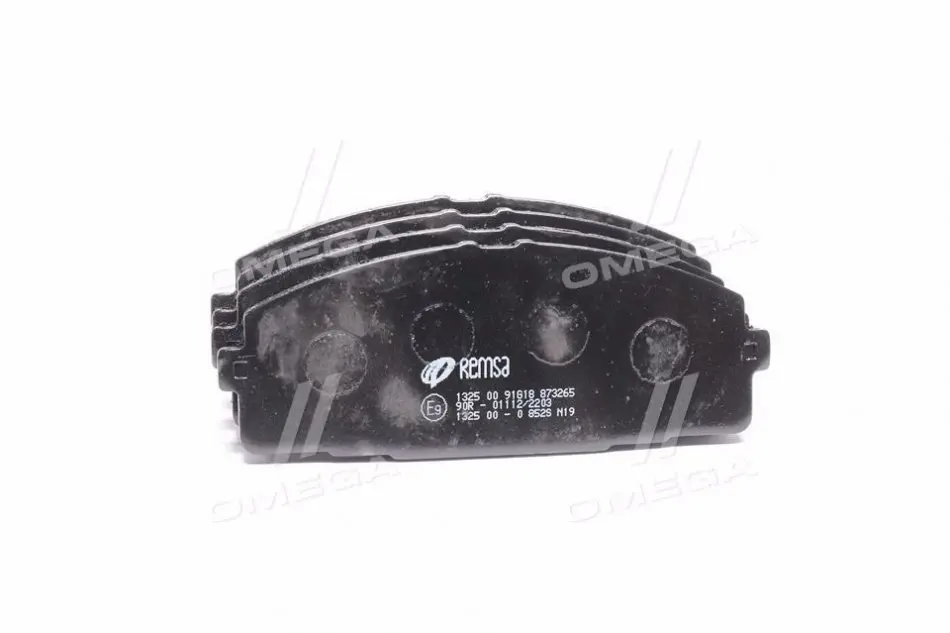 Колодка гальм. диск. TOYOTA HIACE V 2.7 VVTI, 3.0D, 2.5D-4D 05 - передн. (вир-во) REMSA 1325.00 (фото 1)