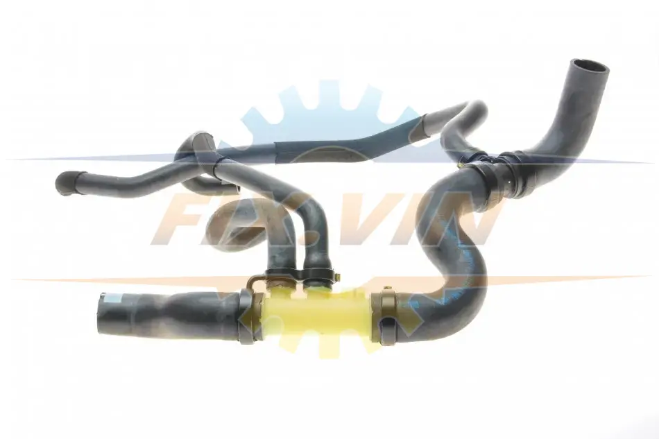 Патрубок системи охолодження RENAULT 215039970R (фото 1)