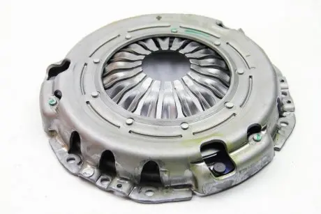 Сцепление в сборе (завод.рес RENAULT 7711497161