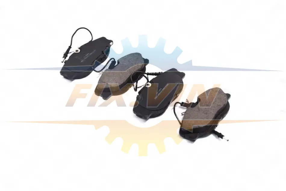 Колодка гальм. диск. FIAT SCUDO, PEUGEOT EXPERT 96-02 передн. RIDER RD.3323.DB1148 (фото 1)