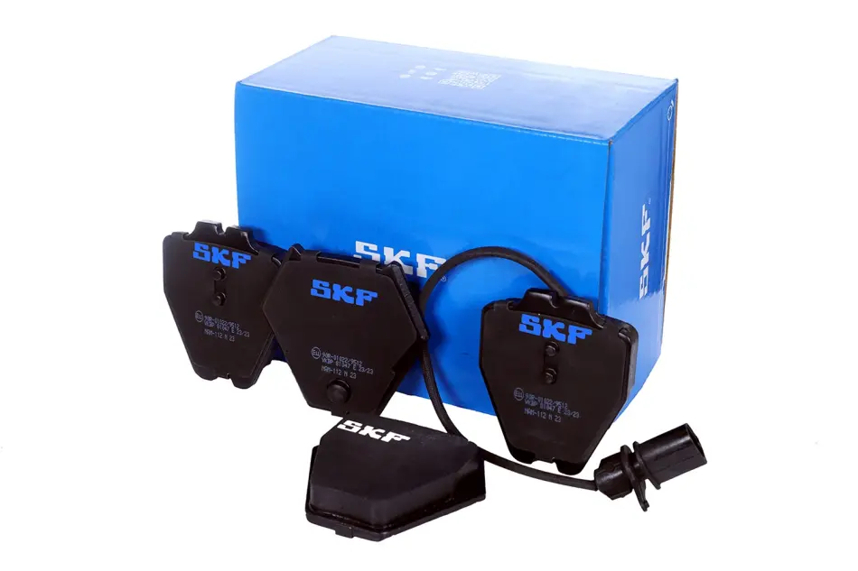 Гальмівні колодки перед. (з пр. датчик.) AUDI A6/S6 97-05 VW Passat 00-05, Phaeton 02- SKF VKBP81047E (фото 1)