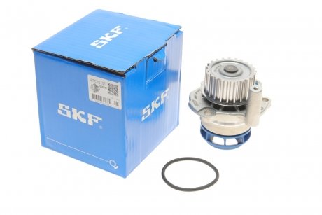 Водяний насос VAG A1/A3/A4/A6/Leon/Octavia/Golf/Passat \'\'2,0L "04>> SKF VKPC81205