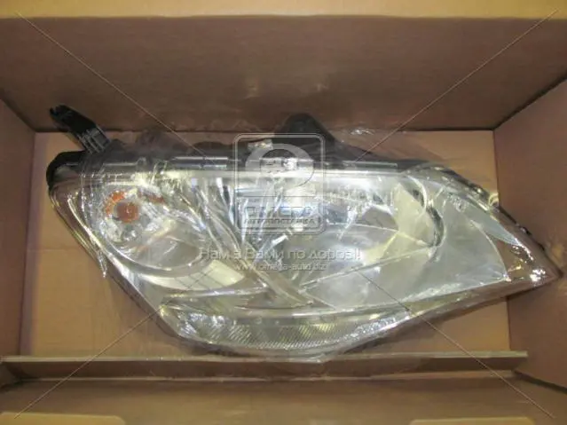 Фара передня права (-коректор) Korando C (10-) SsangYong SSANG YONG/ KGM 8310234000 (фото 1)