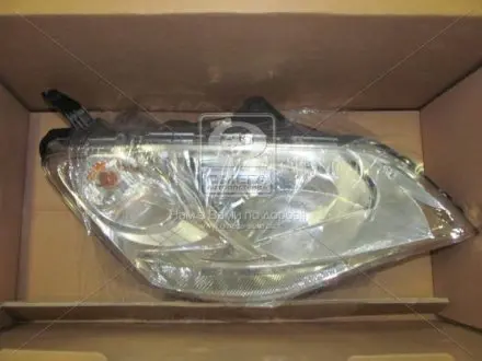 Фара передня права (-коректор) Korando C (10-)  SsangYong SSANG YONG/ KGM 8310234000
