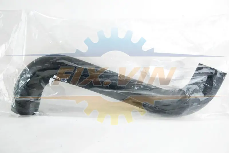 Патрубок радіатора випускний SUBARU 45161FE050 (фото 1)