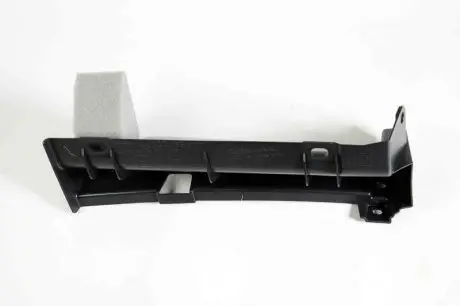 Накладка заднього бампера (57731-AJ030) SUBARU 57731AJ030