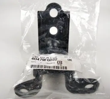 Петля двери SUBARU 60479FG032
