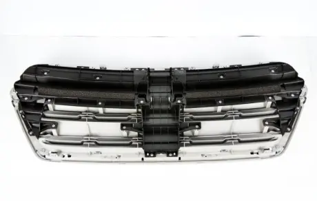Грати радіатора B15 OUTBACK SUBARU 91121AL061