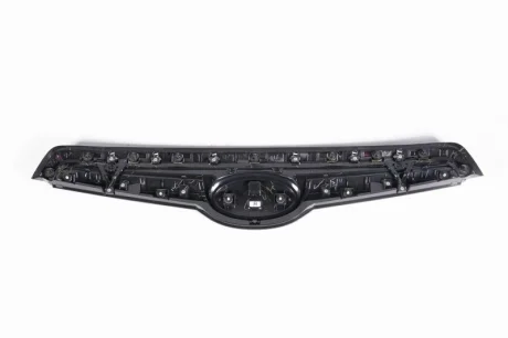Решетка радиатора SUBARU 91121SJ010