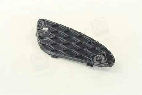 Решетка бамп. пра. MB 211 02-06 (пр-во) TEMPEST 035 0325 912