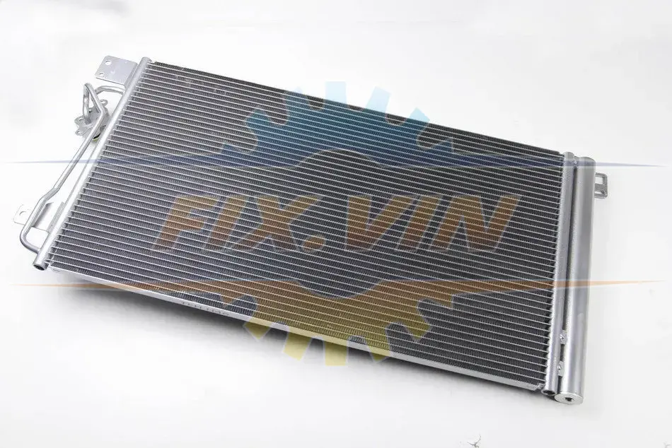 Радіатор кондиціонера THERMOTEC KTT110030 (фото 1)
