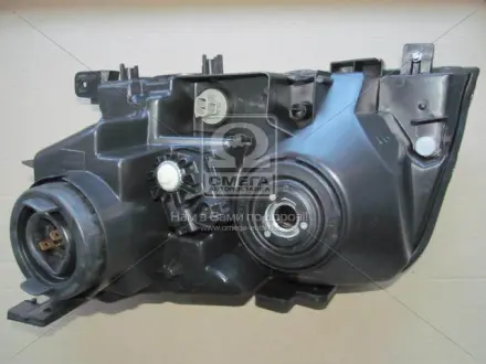 Фара права з моторчиком Suzuki Grand Vitara (06-) (20-C171-A5-2B) TYC 20-C17-1A-52B