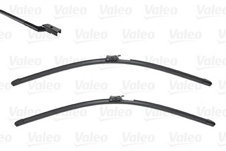 Щiтки склоочисника SILENCIO WIPER AQUA 480+650 з обігрівом VOLVO XC60 \'\'17>> Valeo 572308