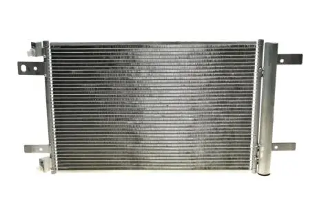 Радіатор кондиціонера Valeo 822550