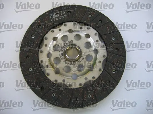 Комплект зчеплення MERCEDES Vito "2,0 "96-03 Valeo 826531 (фото 1)