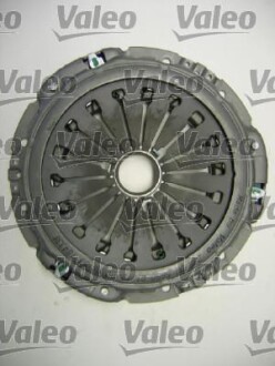 Зчеплення компл. CITROEN/FIAT/PEUGEOT Jumpy/Scudo/Expert &quot;02-06 Valeo 826701 (фото 1)