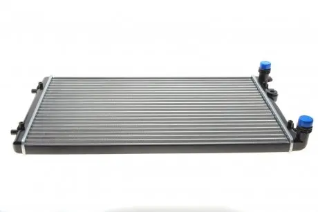 Радіатор охолодження двигуна GOLF4/A3/TT/LEON/BORA M/J Van Wezel 03002155