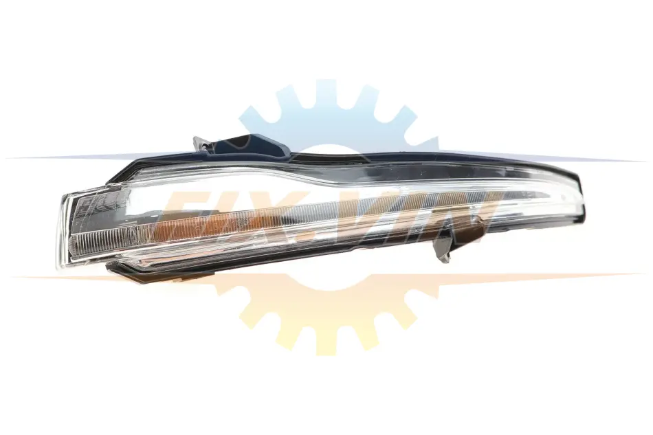 Повторювач повороту на дзеркало MB C-class (W205)/Vito (W447) 14- (R) VAN WEZEL Van Wezel 3082918 (фото 1)