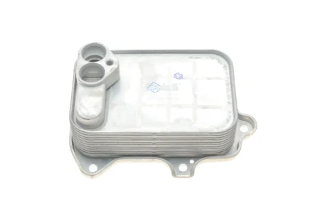 Радиатор масляный Skoda Fabia (11-),Octavia (09-)/VW Golf (04-),Passat (08-11),Polo (10-)/Seat Ibiza (09-)/Audi A3 (08-) VIKA 11171701501