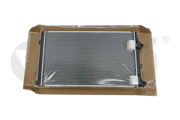 Радіатор Skoda Octavia (09-), Rapid (13-)/VW Caddy (11-), Golf (07-), Jetta (06-), Passat (08-), Tiguan (08-) VIKA Vika 11211011901 (фото 1)
