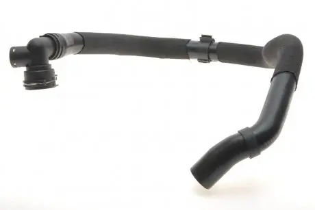Патрубок охолоджуючої рідини Skoda Octavia (13-18) / VW Golf (13-17)/Seat Leon (13-17) Vika 11221774001