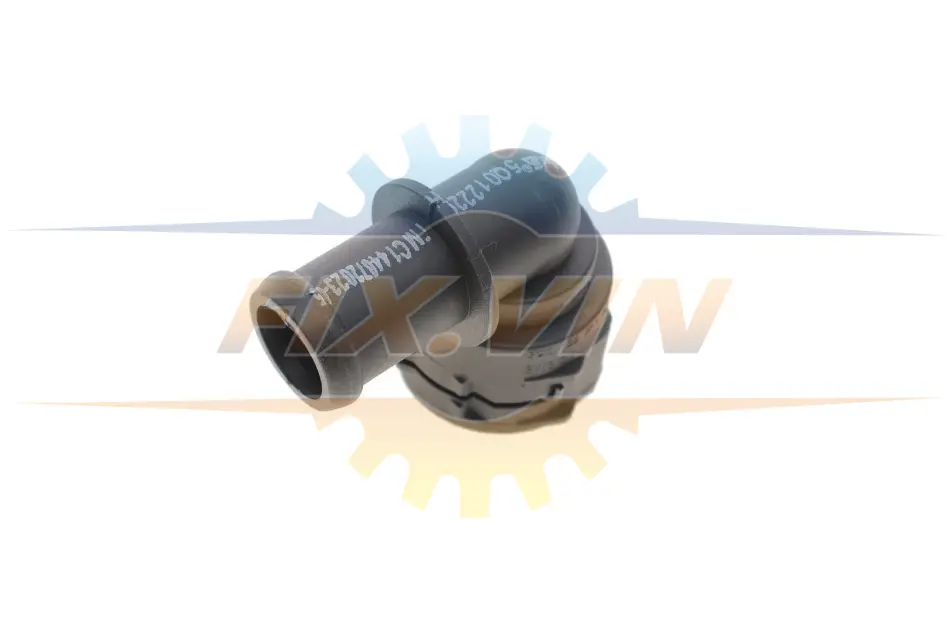 Фланець системи охолодження Skoda Octavia (13-17, 18-) / VW Golf (13-17, 17-), Jetta (15-18), Passat (15-), Tiguan (16-) VIKA Vika 11221775101 (фото 1)