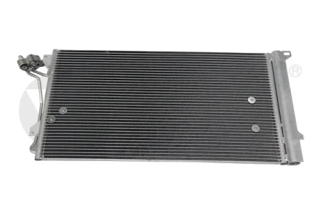 Радіатор кондиціонера VW Touareg (03-10) Vika 28200356701