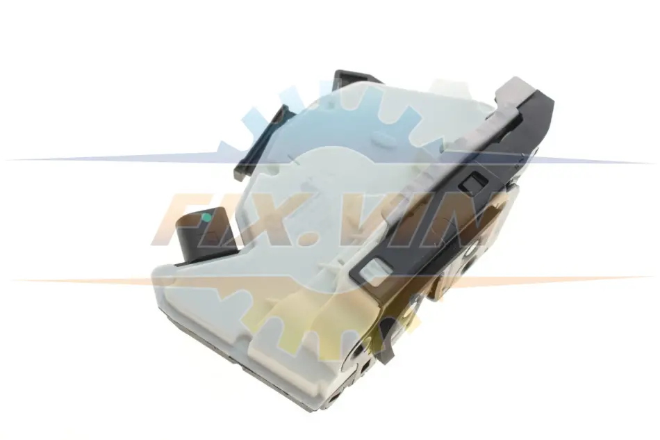 Замок двери передней правой Skoda Fabia (09-11)/VW Amarok (10-12),Tiguan (08-11,12-) VIKA Vika 88371014701 (фото 1)